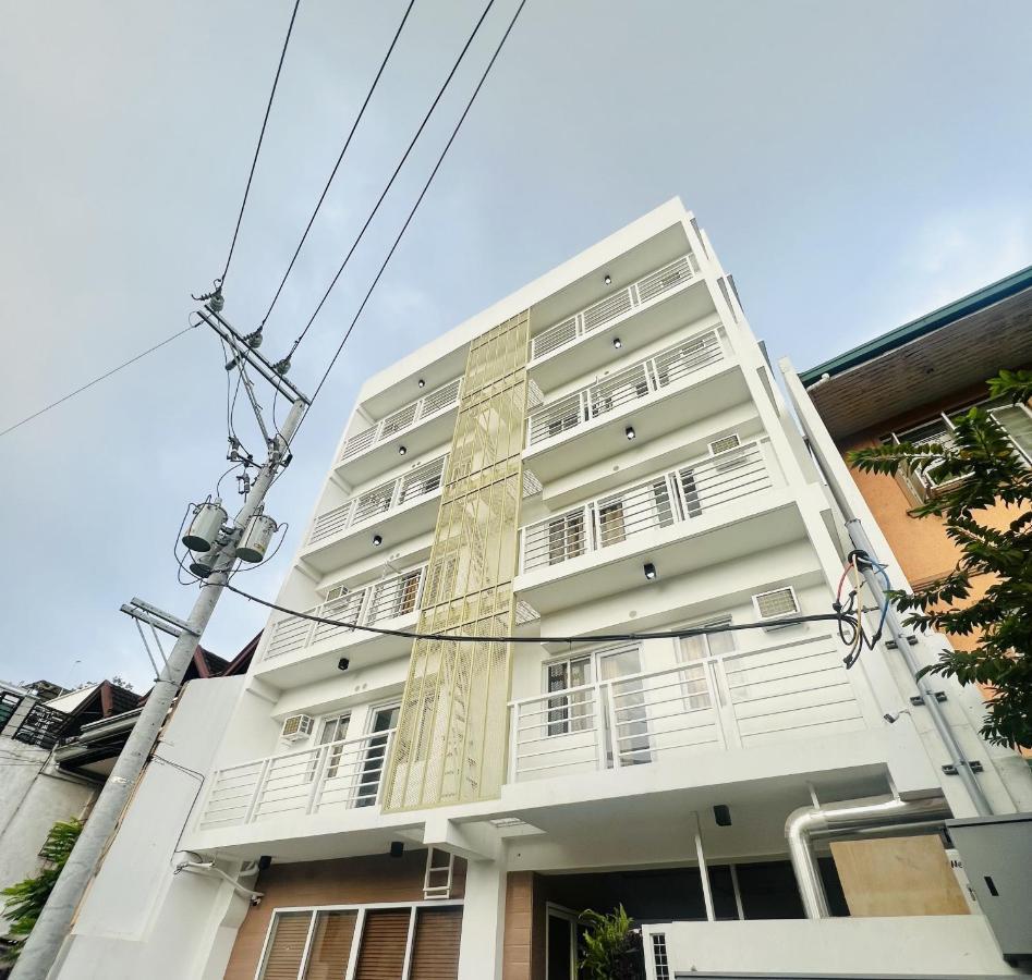 Airo Suites Makati Pasay Exterior foto