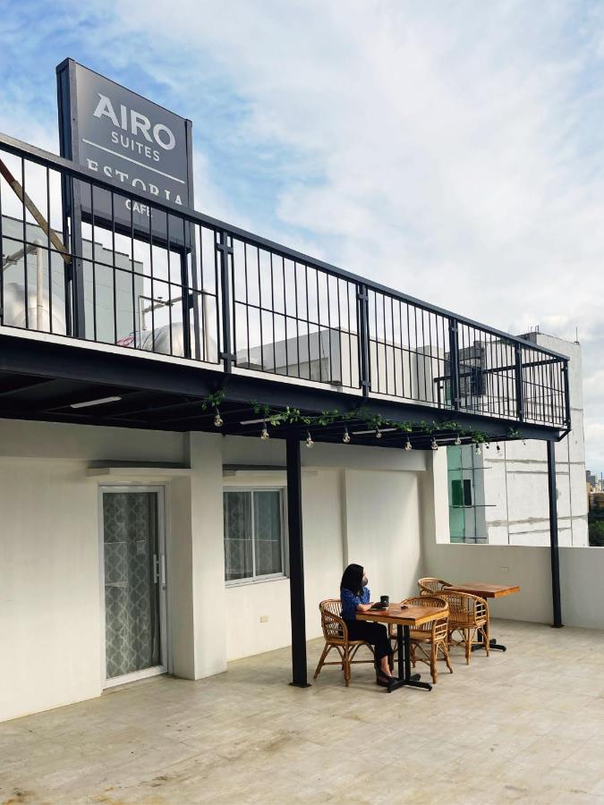Airo Suites Makati Pasay Exterior foto